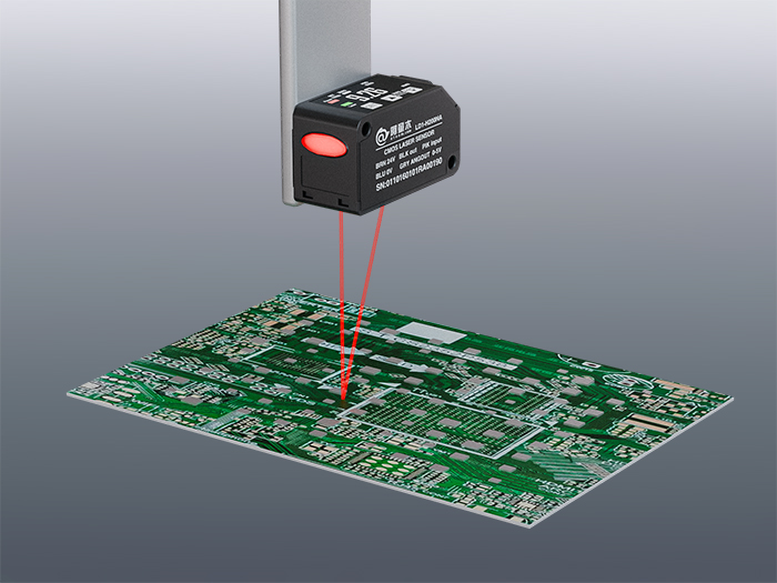 PCB 高度及變形